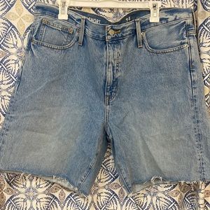 J Crew Mid Length Denim Short Sz 34